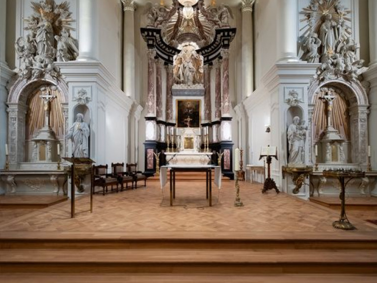 St. Augustinjuskerk binnen - foto Augustinuskerk